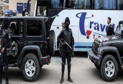 الداخلية لسياح صهاينة : حتى شعر رؤوسكم سنحافظ عليه