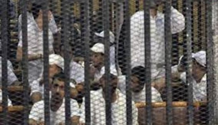 قال للقاضي: "حسبى الله ونعم الوكيل" .. فأمر بحبسه عام