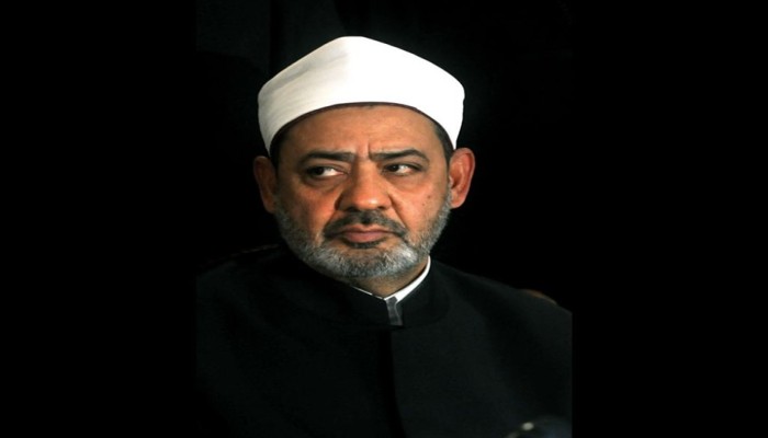 شيخ أزهر الانقلاب يمتدح البوذية ويعتبرها دين رحمة