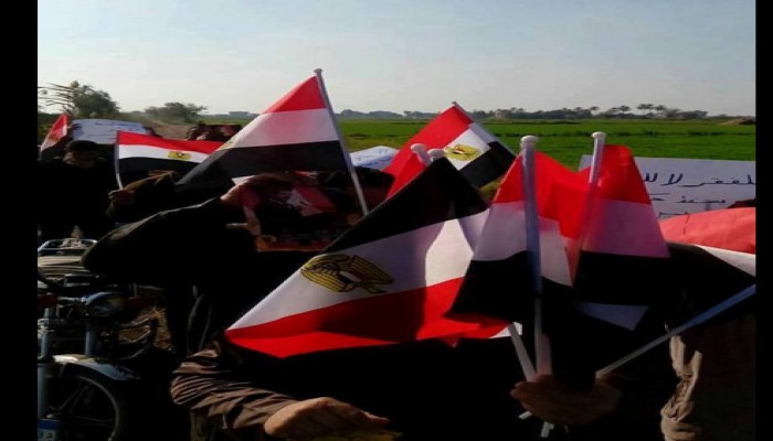 أهالي الدقهلية يواصلون تظاهراتهم الثورية تحت شعار يناير يجمعنا