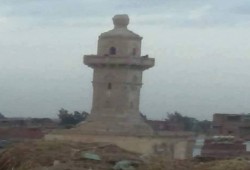 البحيرة: أهالى قرية صفط الحرية مهددون بكارثة سقوط مئذنة مسجد العمرى