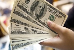 تعرف على سعر الدولار في نهاية تعاملات الجمعة بالبنوك والسوق السوداء