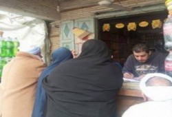 الزيت ينضم لقائمة نواقص التموين بالبحيرة.. والأهالى: "يعنى نقلي فى صلصة!"