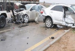 مصرع أسرة كاملة في حادث تصادم بطريق أسيوط