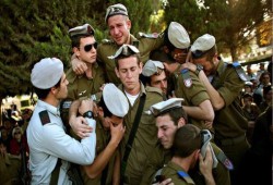 41 جنديا صهيونيا لقوا حتفهم في 2016.. والانتحار السبب الرئيسي