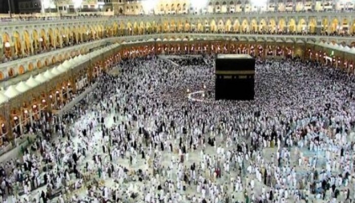 شركات السياحة تطالب ببدء رحلات العمرة منتصف فبراير.. وترفض قرار الوزارة