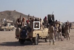الجيش اليمني والمقاومة يستعيدان السيطرة على معسكر استراتيجي بتعز
