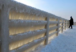 نحو 40 قتيلا بسبب البرد في أوروبا