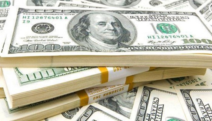 مصر تدخل 2017 عبر بحر من الديون (إنفوجراف)