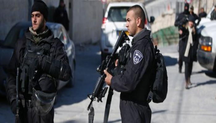 قوات الاحتلال تعدم شاباً فلسطينياً بعد مشادة كلامية