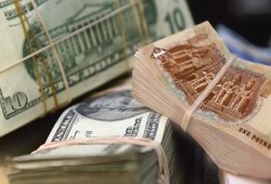 الدولار يكسر حاجز الـ20 جنيها.. الثلاثاء