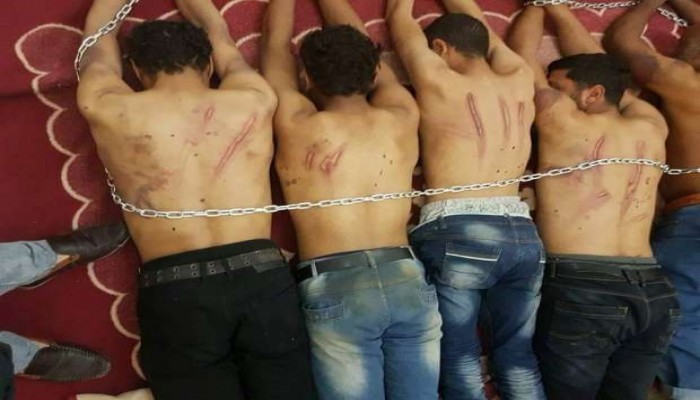 إهانة المصريين تتواصل في عهد الانقلاب.. نشر صور تعذيب للمختطفين في ليبيا