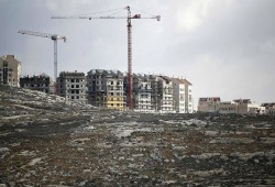 الكيان الصهوينى يرد على عمليات قتل جنوده بتهويد وبناء المستوطنات