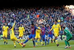 برشلونة يسحق لاس بالماس بخماسية (فيديو)