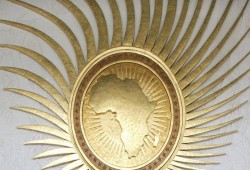 الاتحاد الإفريقي يرحب برفع العقوبات الاقتصادية الأمريكية عن السودان