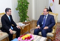 التواصل عن "طعمية السيسي" : "بيقلد سيده الرئيس مرسي"