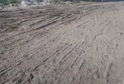 تهالك طرق مراكز وقرى البحيرة يرعب الأهالي.. ومحافظ الانقلاب "غياب"!