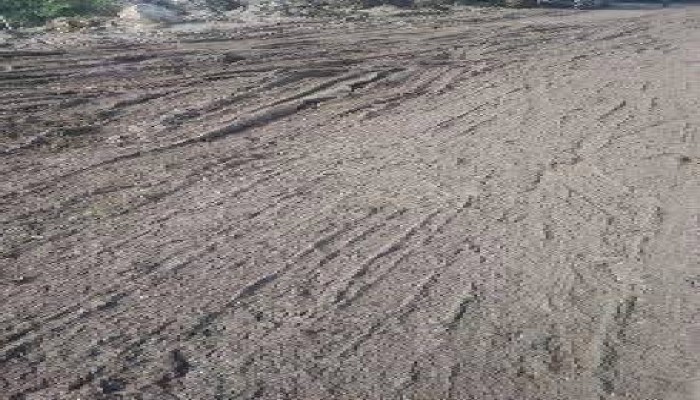 تهالك طرق مراكز وقرى البحيرة يرعب الأهالي.. ومحافظ الانقلاب "غياب"!