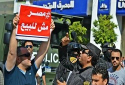 صحيفة ألمانية: ثورة قادمة في مصر.. والسيسي ألقى بكرامة بلاده في الوحل