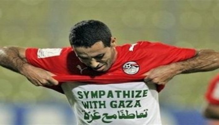 "أبو تريكة مش مجرم" يحلق في سماء "تويتر"