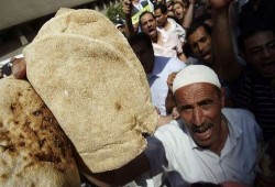 بعد تقليل تموين الانقلاب لحصة المخابز.. اختفاء الخبز في البحيرة