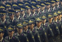 الحكومة التركية تنشر قانون الموافقه على ارتداء "الحجاب" لموظفات الدرك وخفر السواحل