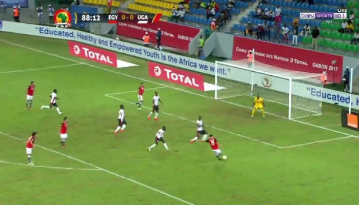 منتخب مصر يخطف فوزاً قاتلاً من أوغندا بأمم أفريقيا (فيديو)