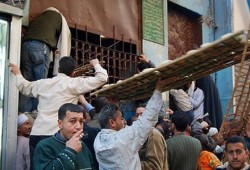 لليوم العاشر على التوالي.. البحيرة بدون خبز