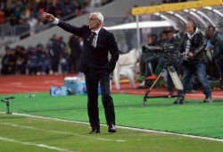 كوبر: مجموعة مصر صعبة.. وأوغندا منافس شرس..فزنا رغم الملعب السيء