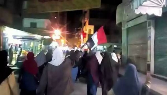 مسيرة ليلية لثوار الساعة بالإسكندرية استعدادا لذكرى يناير