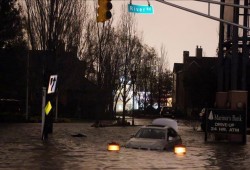 ارتفاع قتلى الأعاصير جنوب شرقي أمريكا إلى 20 شخص