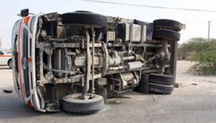 إصابات إثر انقلاب ميكروباص بالعياط