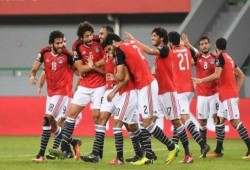 الكاف يرفض نقل لقاء "مصر والمغرب" من بورت جنتيل