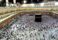 ارتفاع أسعار العمرة بنسبة 60% والاقتصادية تبدأ من 10 آلاف