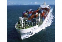 غلق بوغاز الإسكندرية لسوء الأحوال الجوية