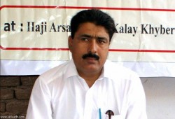 باكستان تتحدى ترامب وتمدد حبس عميل أمريكي أرشد عن بن لادن