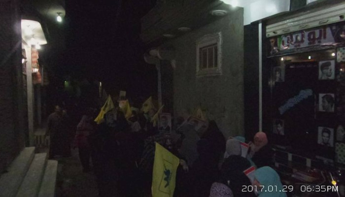 مسقط رأس الرئيس مرسي يواصلون تظاهرات "يناير ثورة شعب"
