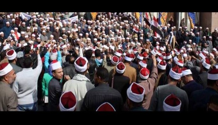 الانقلاب يعجز عن توفير رواتب العاملين بأوقاف أبوحمص