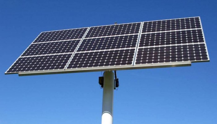 غزة.."أونروا" تلجأ للطاقة البديلة بسبب أزمة الكهرباء