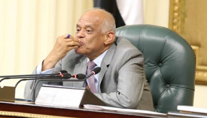 بعد إهداره لـ18 مليون .. عبدالعال: أصبروا وحَلّوا الشاي بالعسل