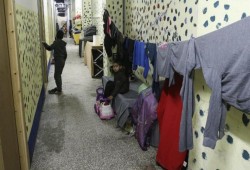 لاجئون في اليونان يفتقرون لأبسط مقومات الحياة