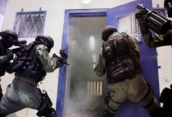 انتفاضة الأسرى الفلسطينين تشتعل في سجون الاحتلال