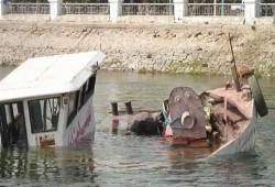 غرق مركب في النيل بقنا كان على متنه أسرة كاملة