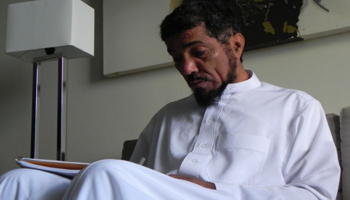 رسالة مؤثرة من "العودة" في رثاء زوجته