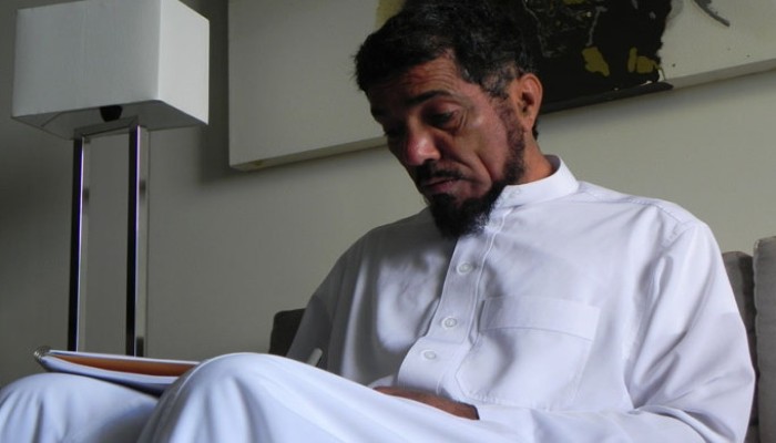 رسالة مؤثرة من "العودة" في رثاء زوجته