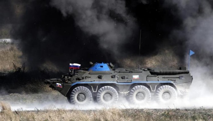 تفجير مدرعة ومقتل خمسة عسكريين روس بالساحل السوري