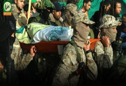 جماهير غزة تشيع جثمان الشهيد القسامي محمد القوقا