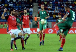 تشكيل المنتخب.. النني ووردة أساسيان أمام الكاميرون