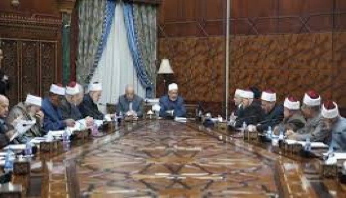 بالفيديو :هيئة كبار العلماء تخرج عن بيت الطاعة .. فماذا سيحدث ؟؟