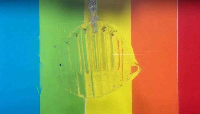 اختراع روبوت شفاف يشبه الماء في تركيبته